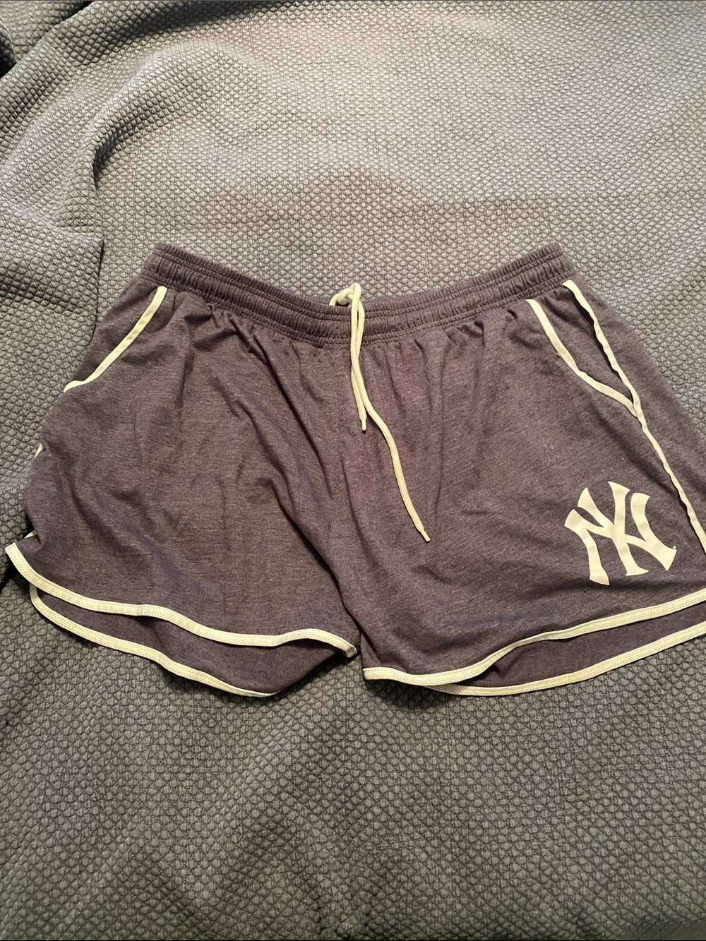 Majestic Women’s Athletic NY Yankees Shorts in Bluish Gray with White Trim
